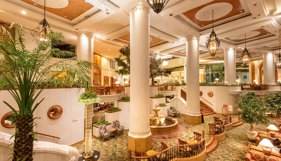 هتل مونتین ریورساید بانکوک